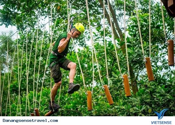Tham gia trò chơi mạo hiểm tại Đà Nẵng